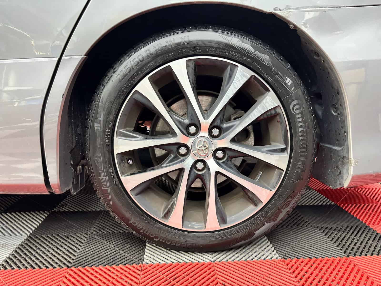 エスティマ　タイヤ トヨタ エスティマ | プレミアムタイヤ専門 通販サイト ｜ TIRE Wheel