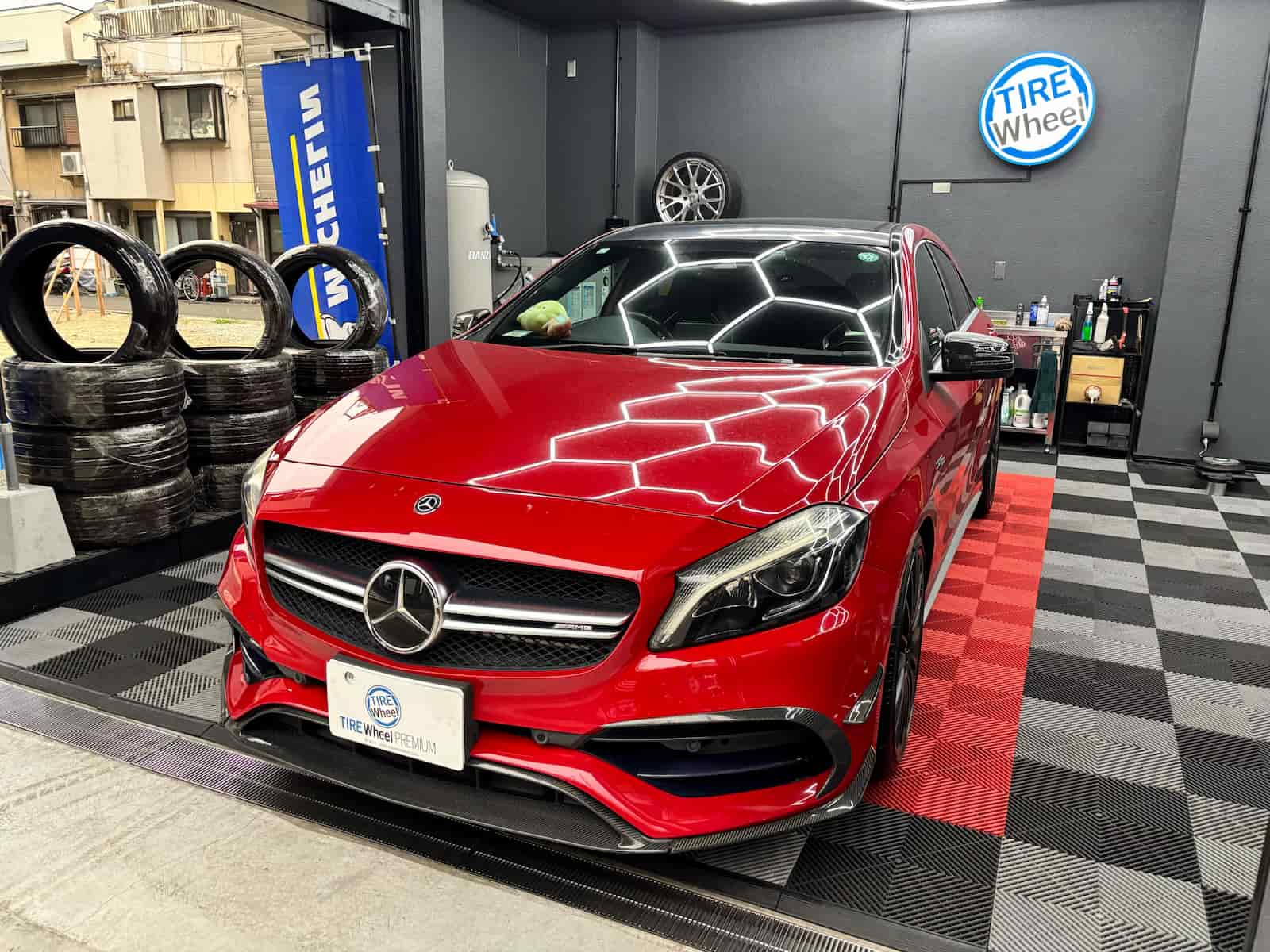 メルセデスベンツ A45 AMG