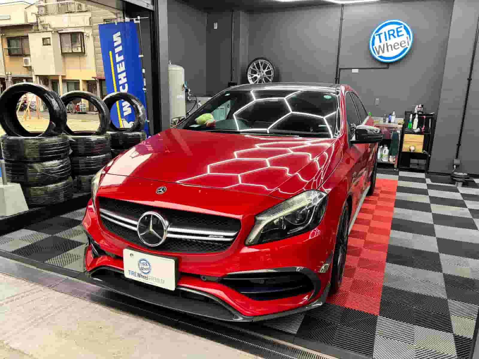 メルセデスベンツ A45 AMG