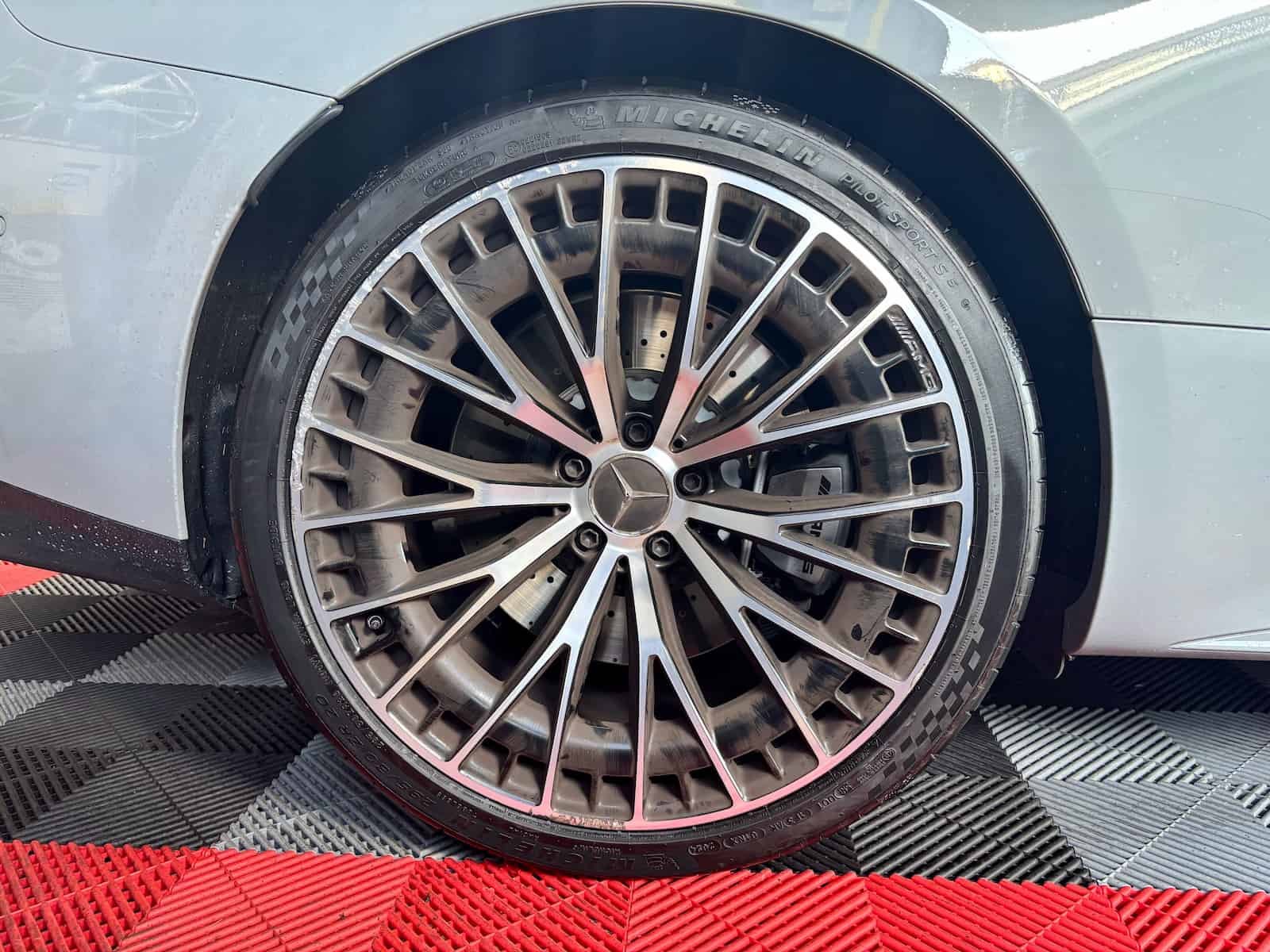 メルセデス・ベンツ AMG CLE53 | プレミアムタイヤ専門 通販サイト